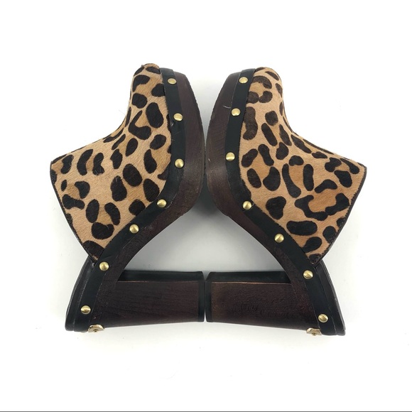 Vince Camuto Porsha Leopard Calf Hair Mules Clogs - Picture 5 of 9